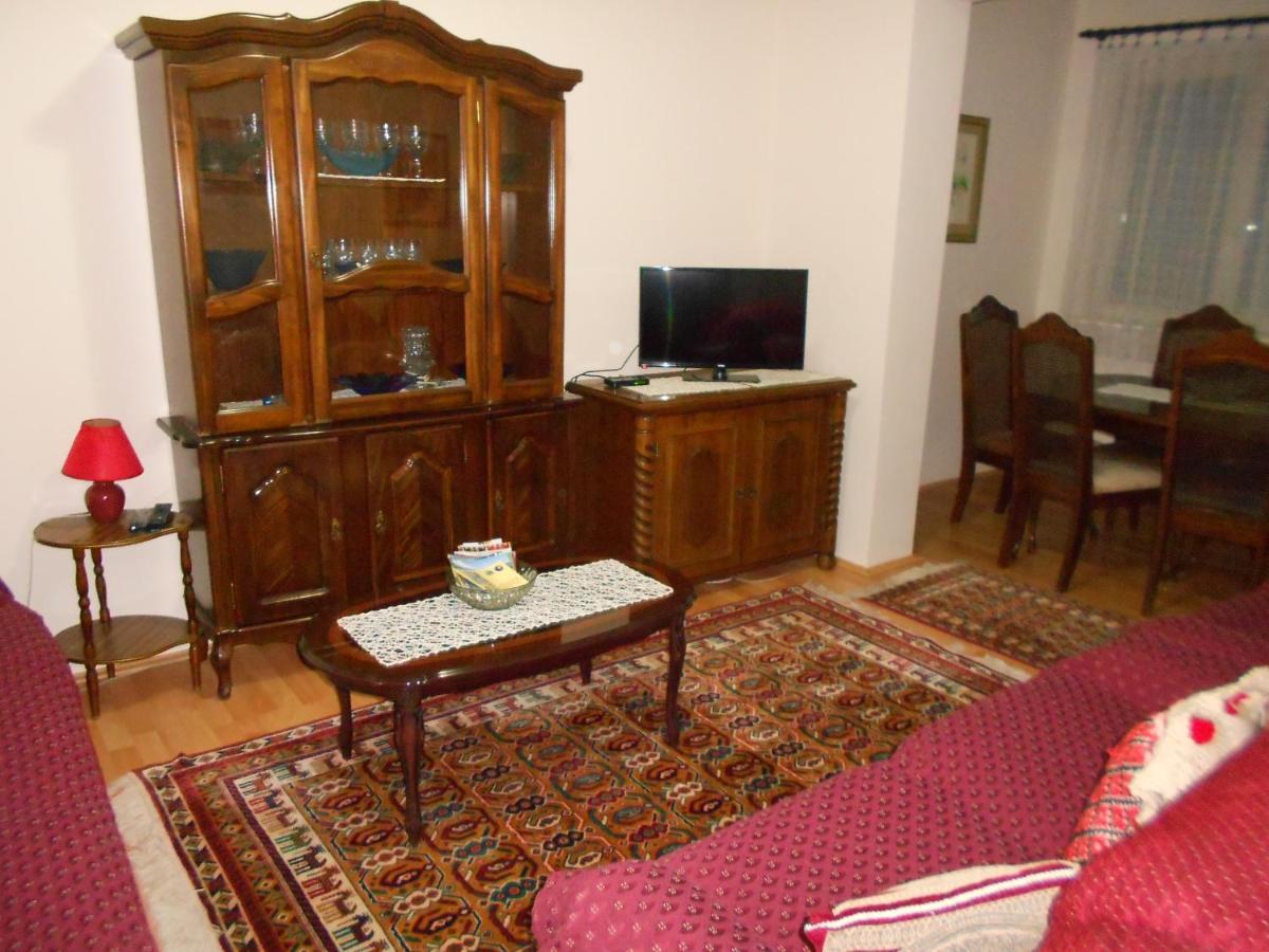 Apartman "Dom Stankovica" Пірот Екстер'єр фото